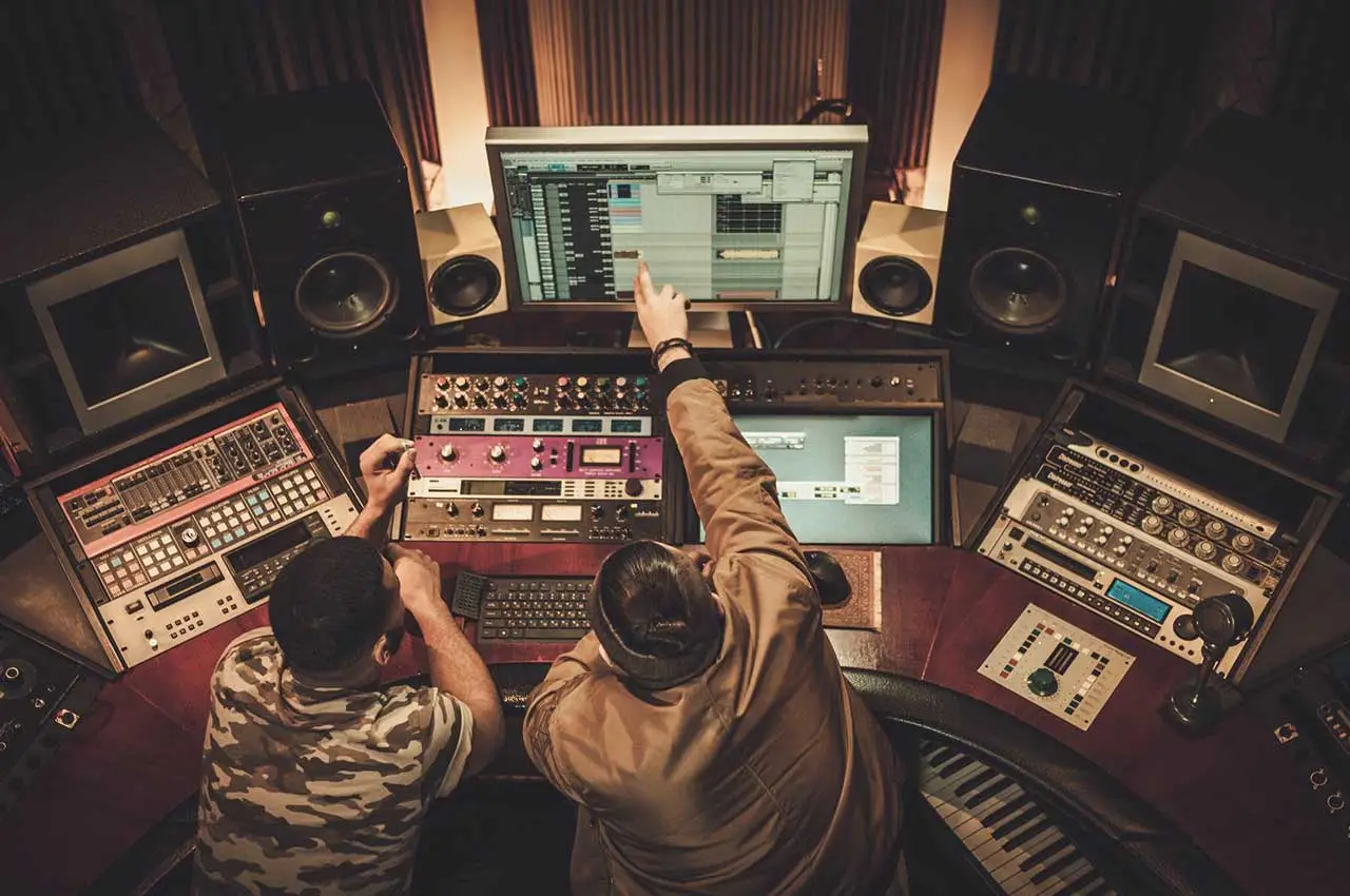 Commercial Songwriting <br/>(CERT HE)